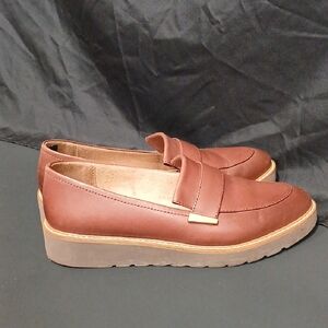 Naturalizer Brown Loafers with Gold Detail Womens Size 8m